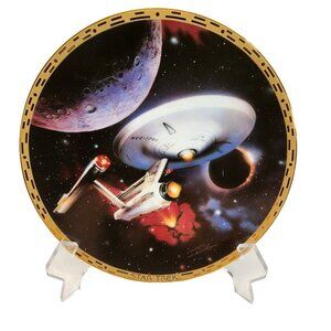 Vtg Star Trek Plate USS Enterprise NCC-1701 Voyagers Hamilton SciFi Trekkie